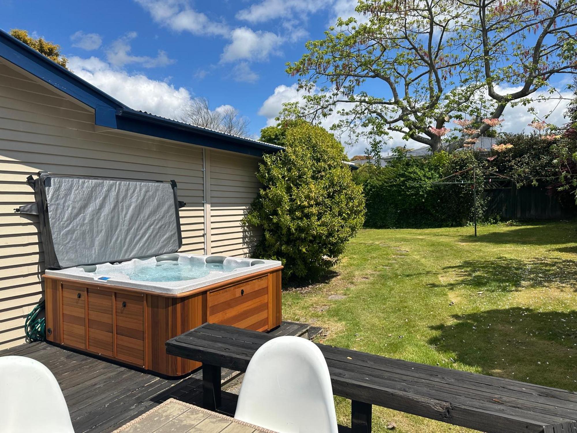 Dream Home In Central Of Rotorua With Spa Pool 外观 照片